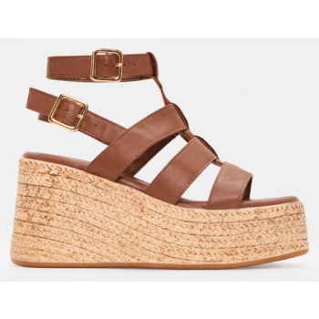 πλατφόρμες με λουράκια & μπαρέτα - κάμελ σε προσφορά