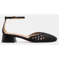 γοβάκια με πλεκτό σχέδιο...