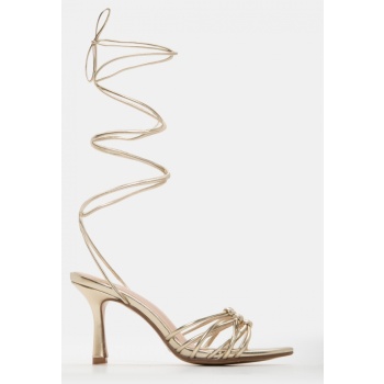 πέδιλα lace up με μεταλλική λεπτομέρεια σε προσφορά