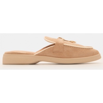 mules loafers με διακοσμητικά  σε προσφορά