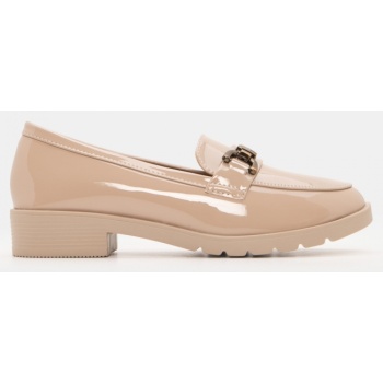 μοκασίνια με διακοσμητική αγκράφα  σε προσφορά