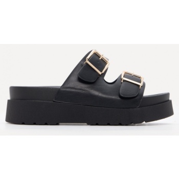 σανδάλια flatform με διπλές τόκες  σε προσφορά