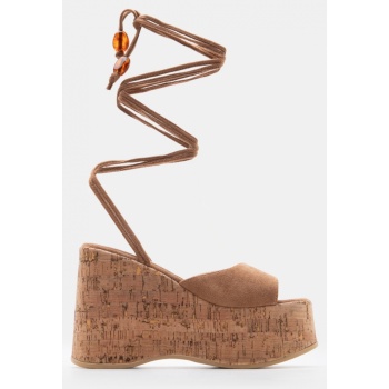 πλατφόρμες lace up με διακοσμητικές σε προσφορά