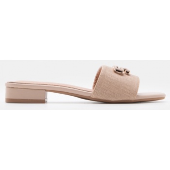 σανδάλια flatform με διακοσμητική σε προσφορά