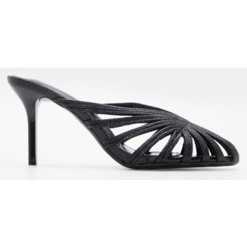 mules με ανοίγματα στο πλάι - μαύρο σε προσφορά