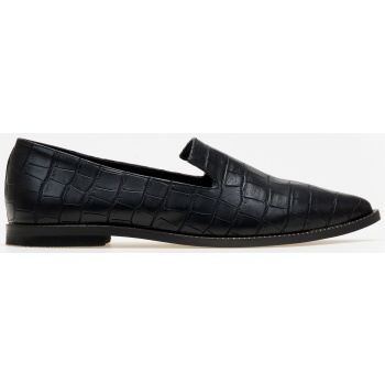 loafers μυτερά με ανάγλυφο pattern σε προσφορά