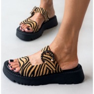  σανδάλια flatforms από συνθετικό ponyskin με στρας tfp - μαύρο/μπεζ