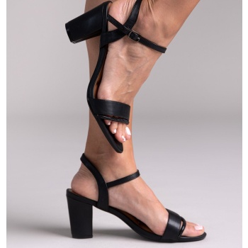 πέδιλα με μπαρέτα - μαύρο σε προσφορά