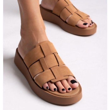 σανδάλια δερμάτινα με περαστές φάσες σε προσφορά