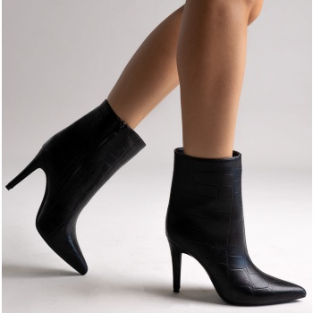 pointed croc-effect ankle boots - black σε προσφορά