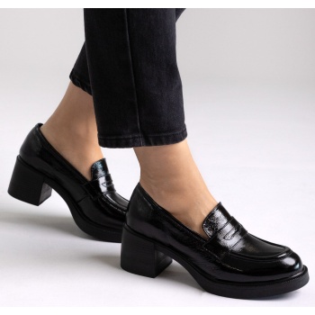 patent leather loafers block heel tfp  σε προσφορά
