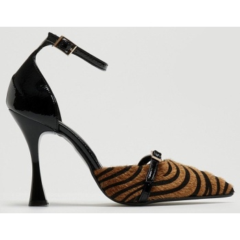 γόβες μυτερές με οικολογικό ponyskin σε προσφορά