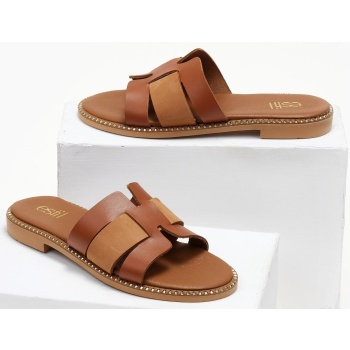 σανδάλια δερμάτινα με περαστή φάσα