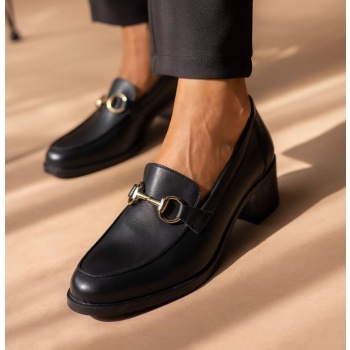 loafers δερμάτινα με μεταλλική σε προσφορά