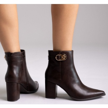 pointed ankle boots with metal detail  σε προσφορά