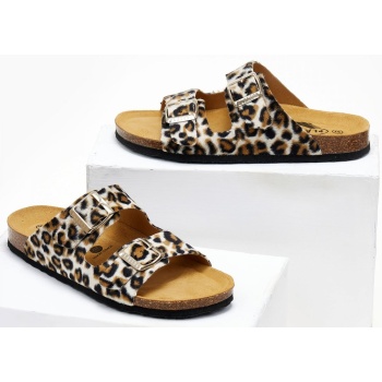 σανδάλια ανατομικά από συνθετικό σε προσφορά