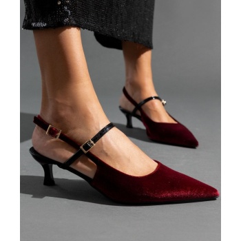 γόβες μυτερές slingback από ύφασμα σε προσφορά