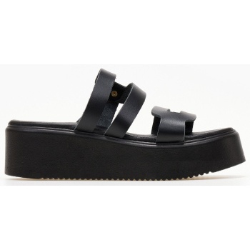 σανδάλια flatforms δερμάτινα με σε προσφορά