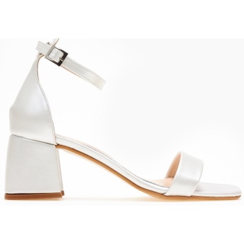 πέδιλα με μπαρέτα tfp - λευκό σε προσφορά