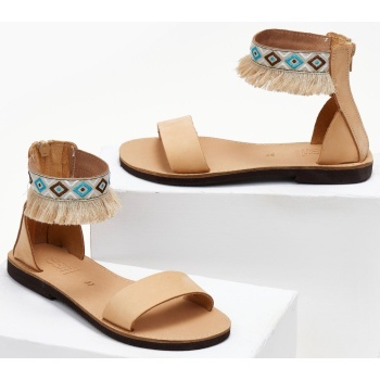 σανδάλια δερμάτινα με boho τρέσα με