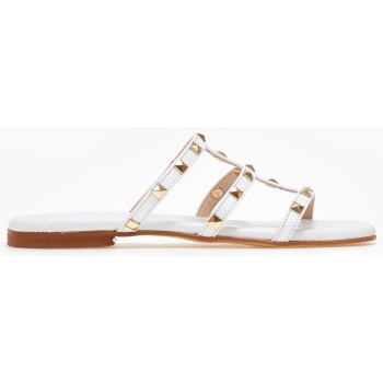 σανδάλια δερμάτινα με τρουκς στη φάσα σε προσφορά