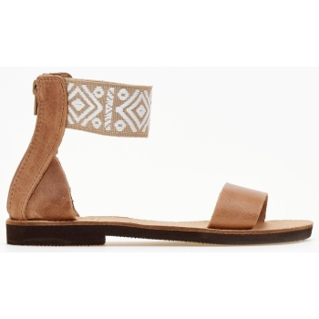 σανδάλια δερμάτινα με boho μπαρέτα