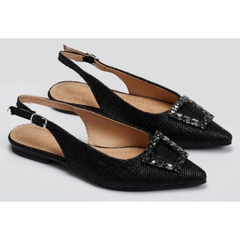 μπαλαρίνες μυτερές από ψάθα με πέτρες σε προσφορά