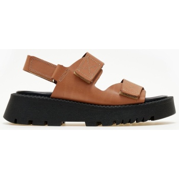 flatforms δερμάτινα σανδάλια με velcro σε προσφορά