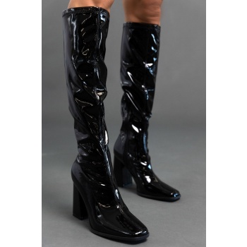 μπότες κάλτσα λουστρίνι με τακούνι  σε προσφορά